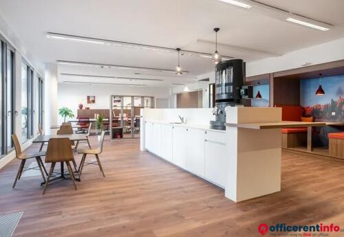 Offices to let in Altitude