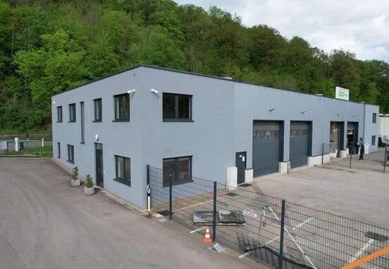 WAREHOUSE TO LET IN COLMAR-BERG